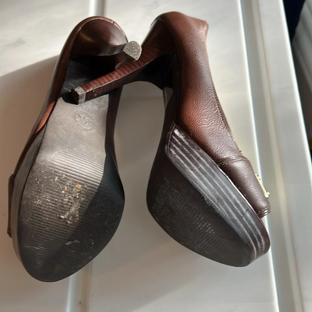 Michael Kors Leather heels - Picture 2 of 7